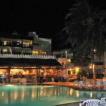 Bamburi Beach Hotel Exteriör bild