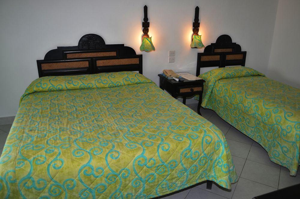 Bamburi Beach Hotel Exteriör bild