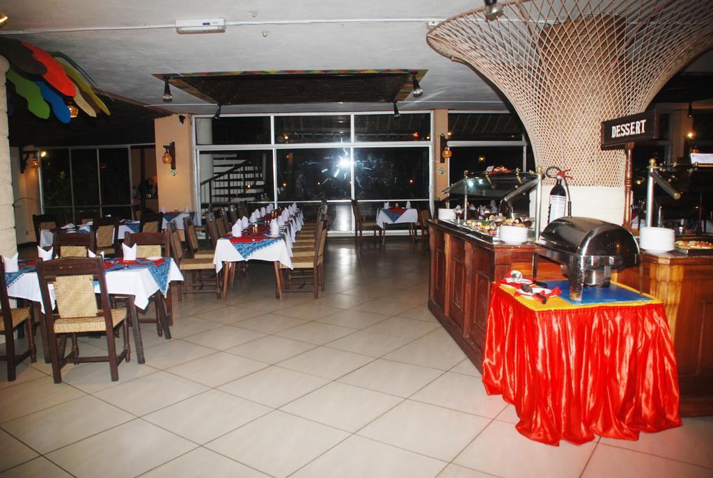 Bamburi Beach Hotel Exteriör bild