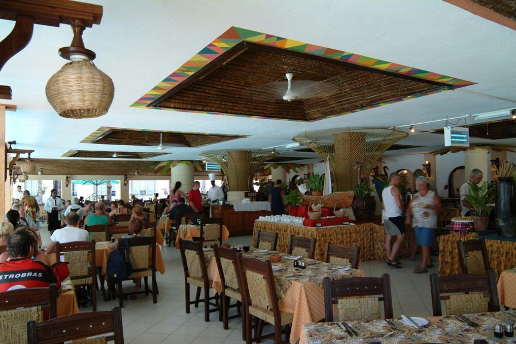 Bamburi Beach Hotel Exteriör bild